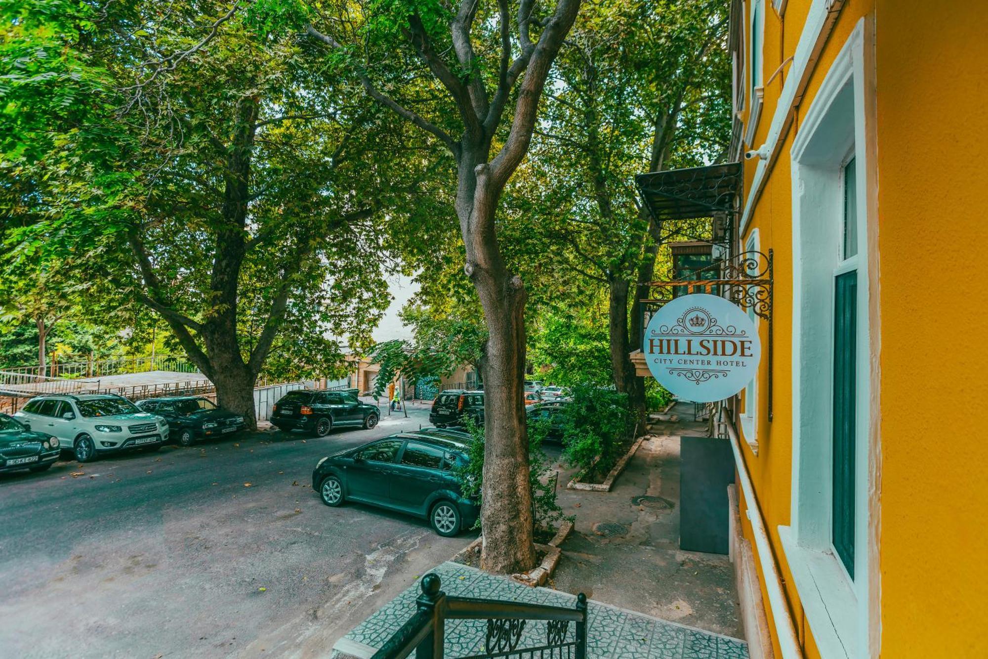 Hotel Hillside Center 3*